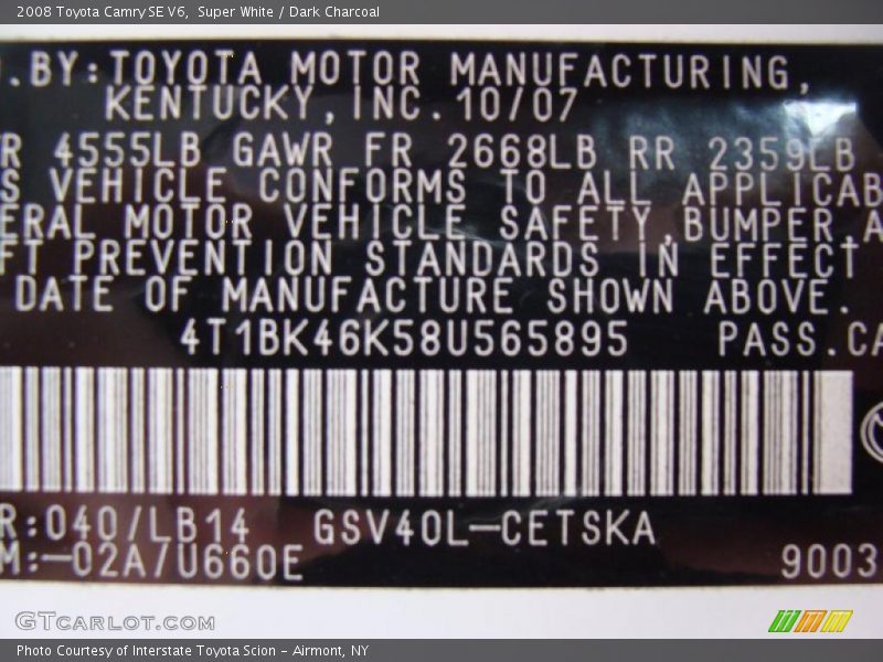 Super White / Dark Charcoal 2008 Toyota Camry SE V6