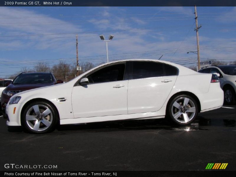 White Hot / Onyx 2009 Pontiac G8 GT