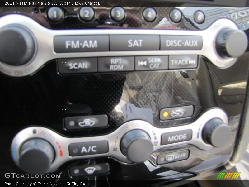 Super Black / Charcoal 2011 Nissan Maxima 3.5 SV