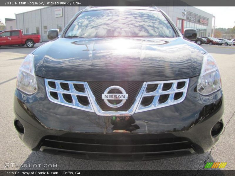 Wicked Black / Gray 2011 Nissan Rogue SV