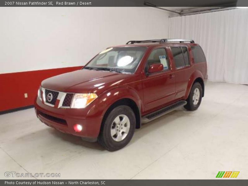 Red Brawn / Desert 2007 Nissan Pathfinder SE