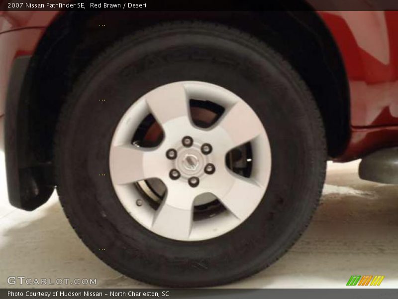 Red Brawn / Desert 2007 Nissan Pathfinder SE