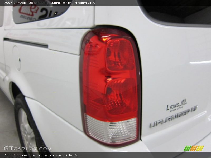 Summit White / Medium Gray 2006 Chevrolet Uplander LT