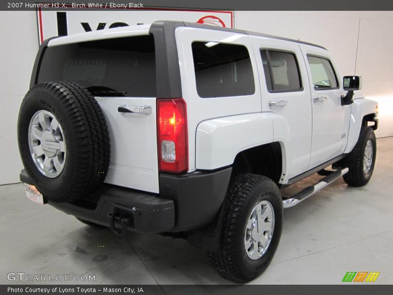 Birch White / Ebony Black 2007 Hummer H3 X