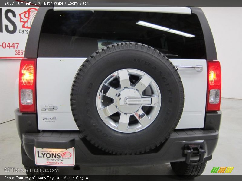 Birch White / Ebony Black 2007 Hummer H3 X