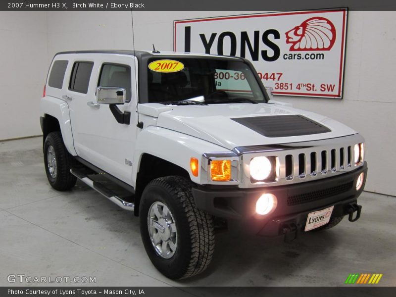 Birch White / Ebony Black 2007 Hummer H3 X