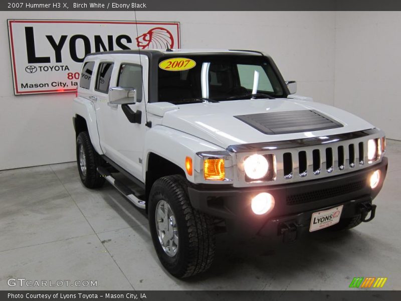 Birch White / Ebony Black 2007 Hummer H3 X