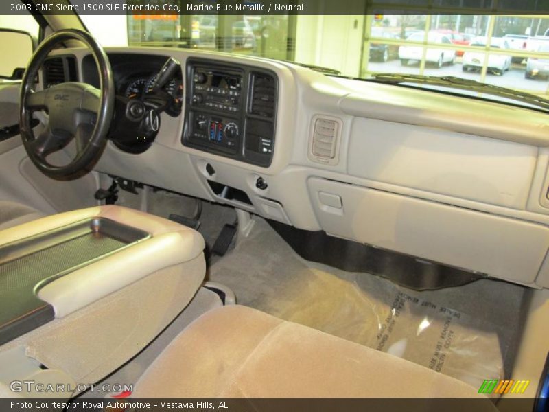 Dashboard of 2003 Sierra 1500 SLE Extended Cab