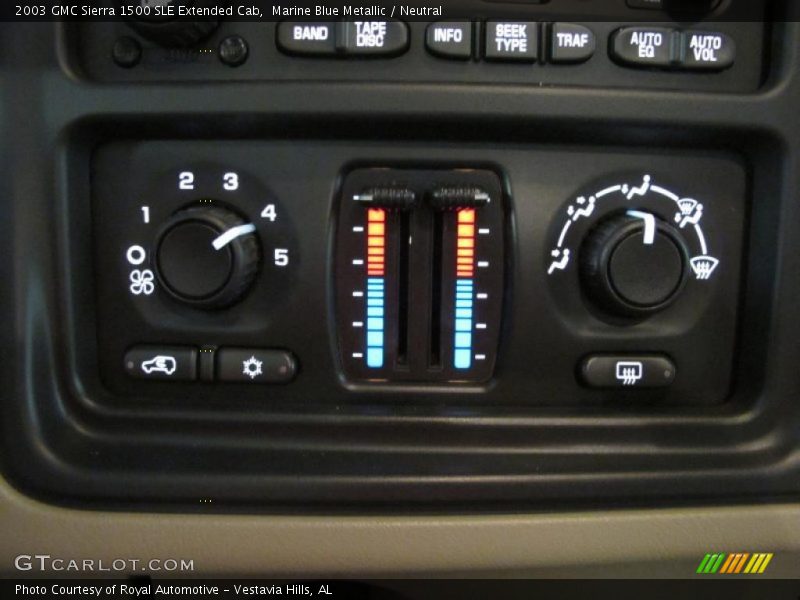 Controls of 2003 Sierra 1500 SLE Extended Cab