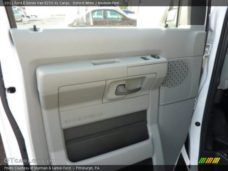 Oxford White / Medium Flint 2011 Ford E Series Van E250 XL Cargo