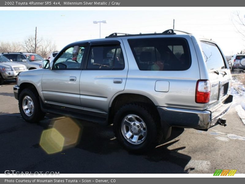 Millennium Silver Metallic / Gray 2002 Toyota 4Runner SR5 4x4