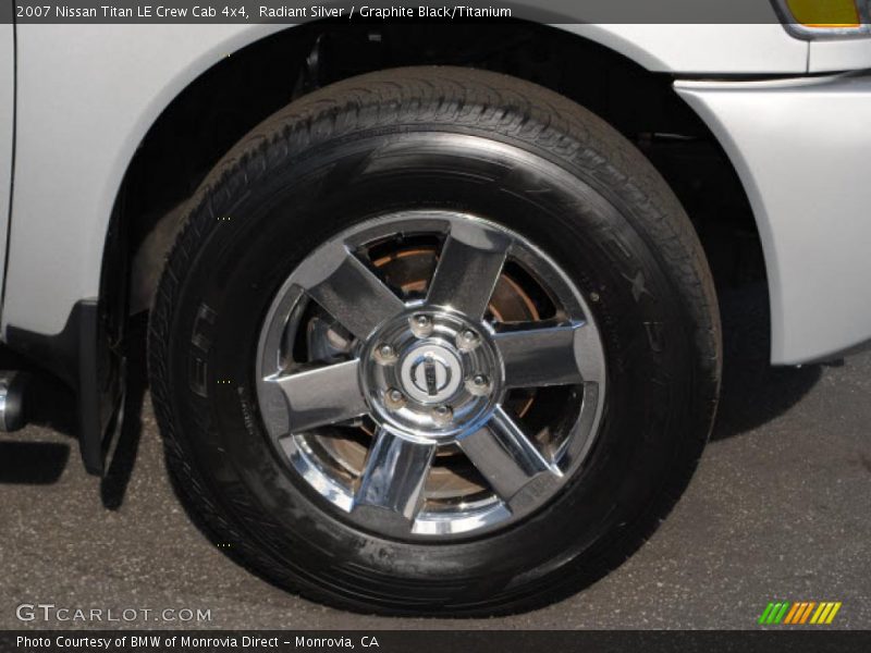 Radiant Silver / Graphite Black/Titanium 2007 Nissan Titan LE Crew Cab 4x4