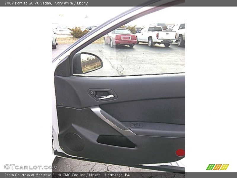 Ivory White / Ebony 2007 Pontiac G6 V6 Sedan