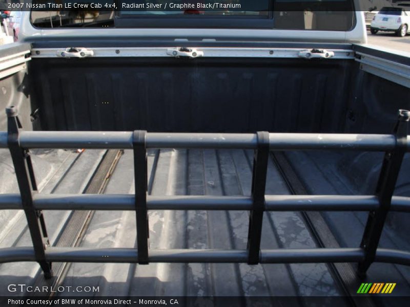 Radiant Silver / Graphite Black/Titanium 2007 Nissan Titan LE Crew Cab 4x4