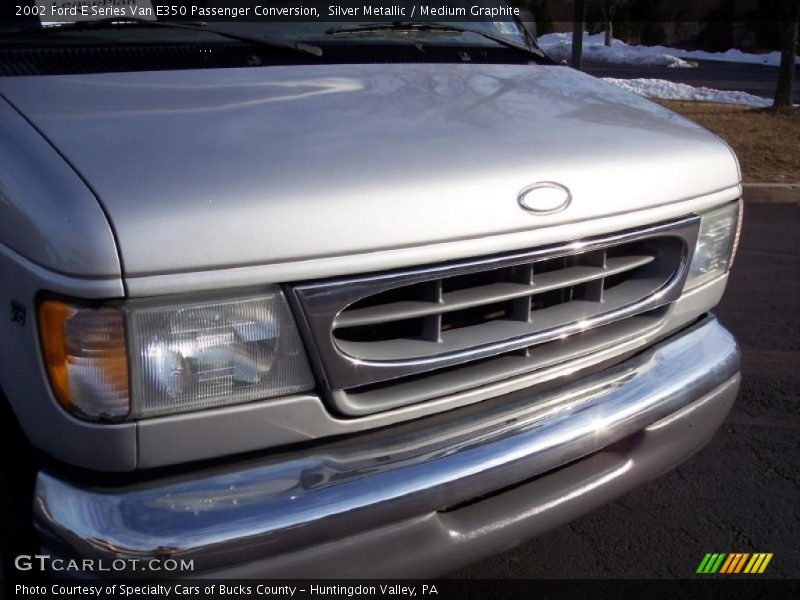 Silver Metallic / Medium Graphite 2002 Ford E Series Van E350 Passenger Conversion