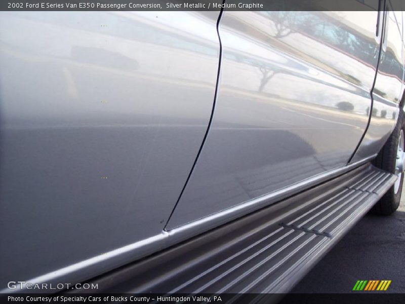 Silver Metallic / Medium Graphite 2002 Ford E Series Van E350 Passenger Conversion