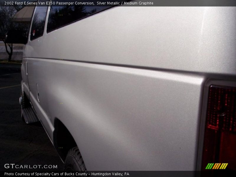 Silver Metallic / Medium Graphite 2002 Ford E Series Van E350 Passenger Conversion