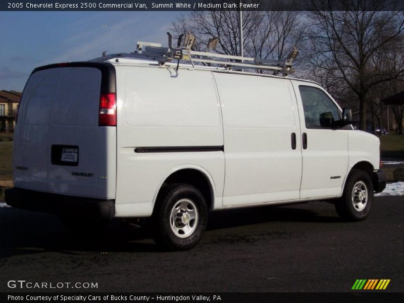 Summit White / Medium Dark Pewter 2005 Chevrolet Express 2500 Commercial Van
