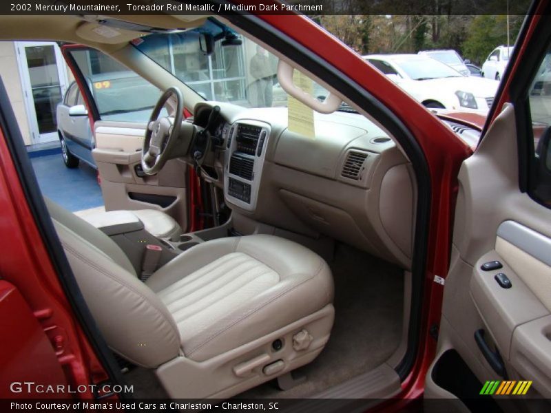 Toreador Red Metallic / Medium Dark Parchment 2002 Mercury Mountaineer