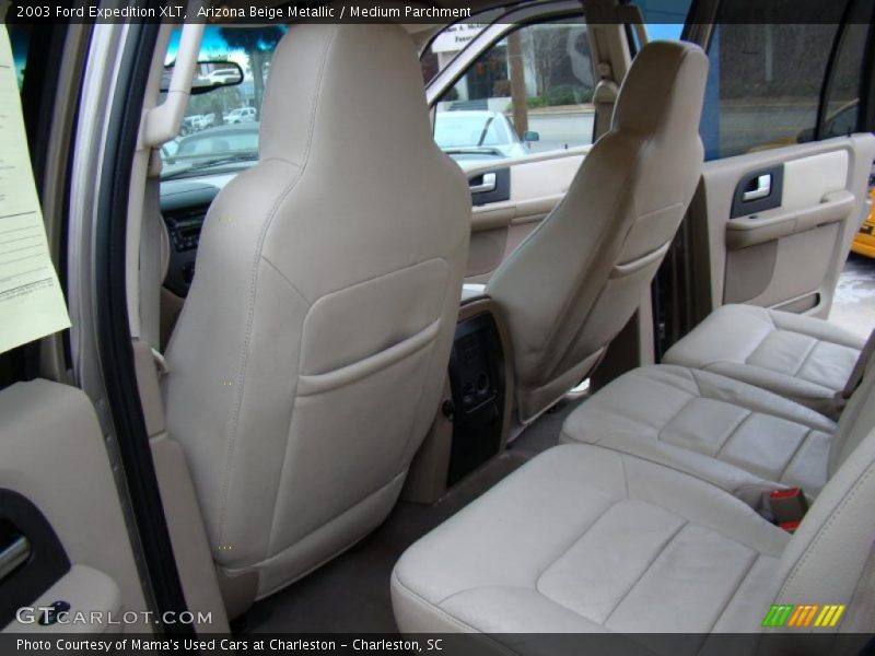 Arizona Beige Metallic / Medium Parchment 2003 Ford Expedition XLT