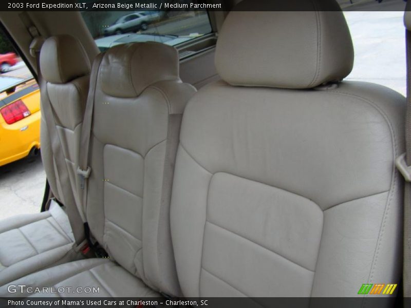 Arizona Beige Metallic / Medium Parchment 2003 Ford Expedition XLT