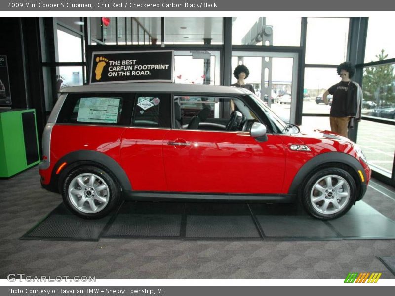 Chili Red / Checkered Carbon Black/Black 2009 Mini Cooper S Clubman