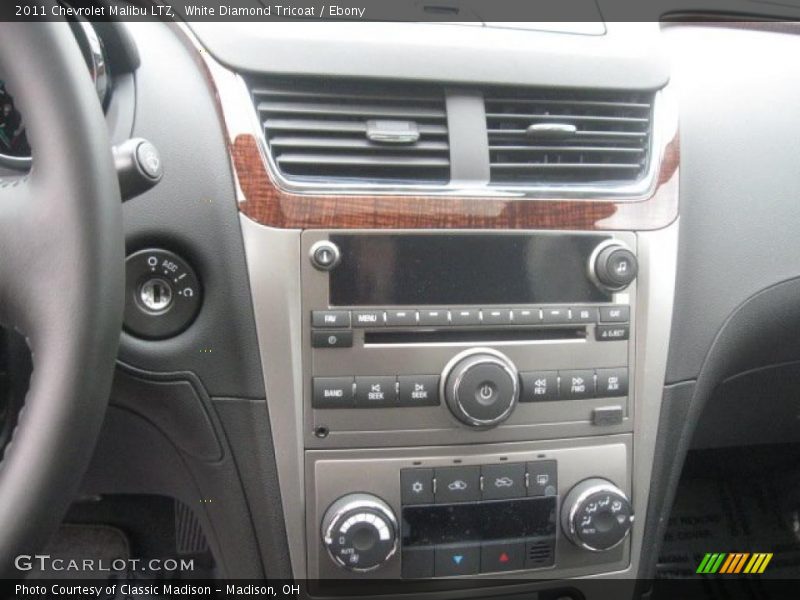 Controls of 2011 Malibu LTZ