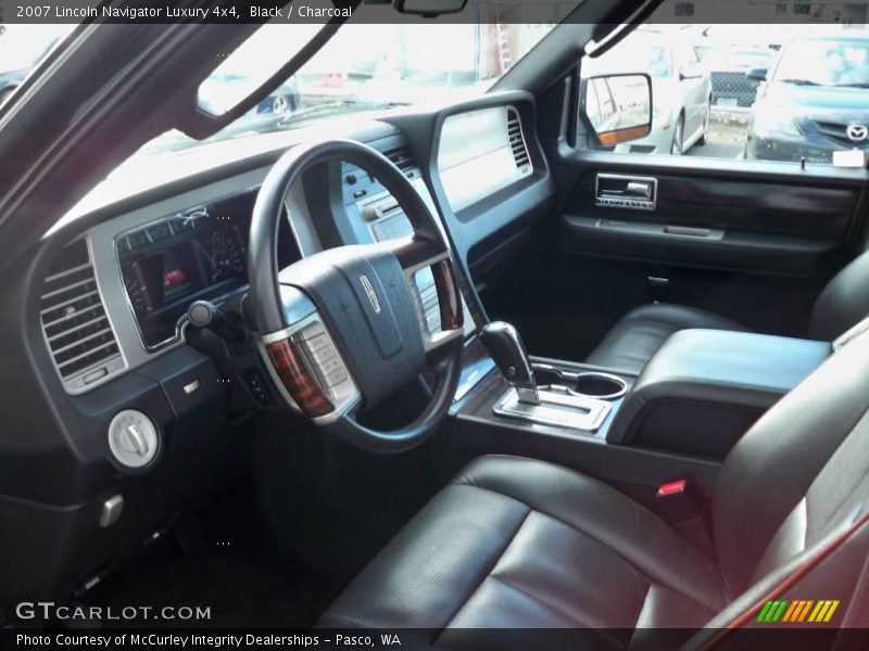 Black / Charcoal 2007 Lincoln Navigator Luxury 4x4