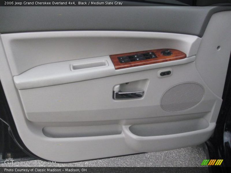 Black / Medium Slate Gray 2006 Jeep Grand Cherokee Overland 4x4
