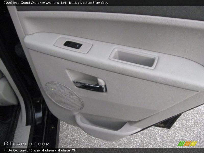Black / Medium Slate Gray 2006 Jeep Grand Cherokee Overland 4x4