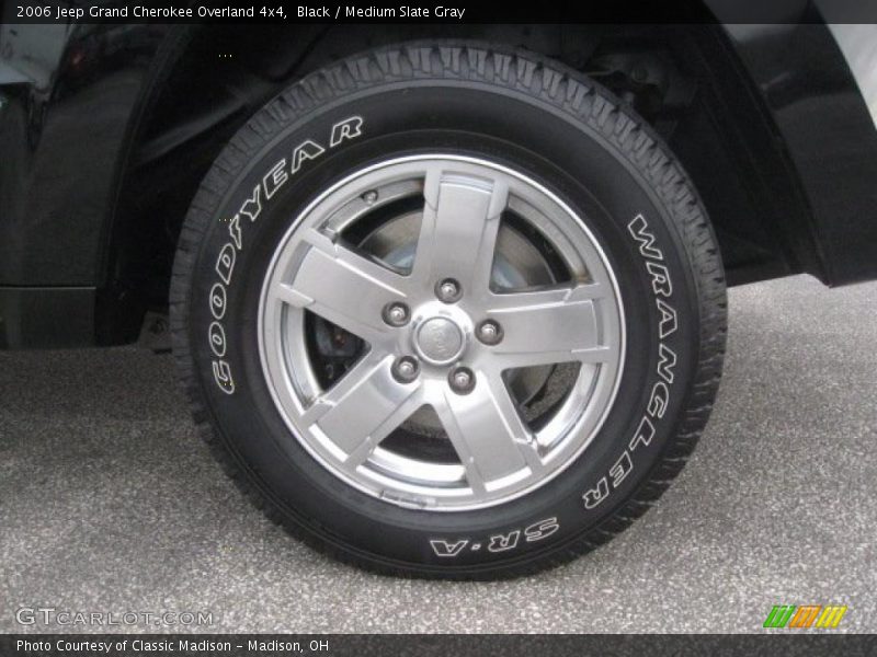 Black / Medium Slate Gray 2006 Jeep Grand Cherokee Overland 4x4
