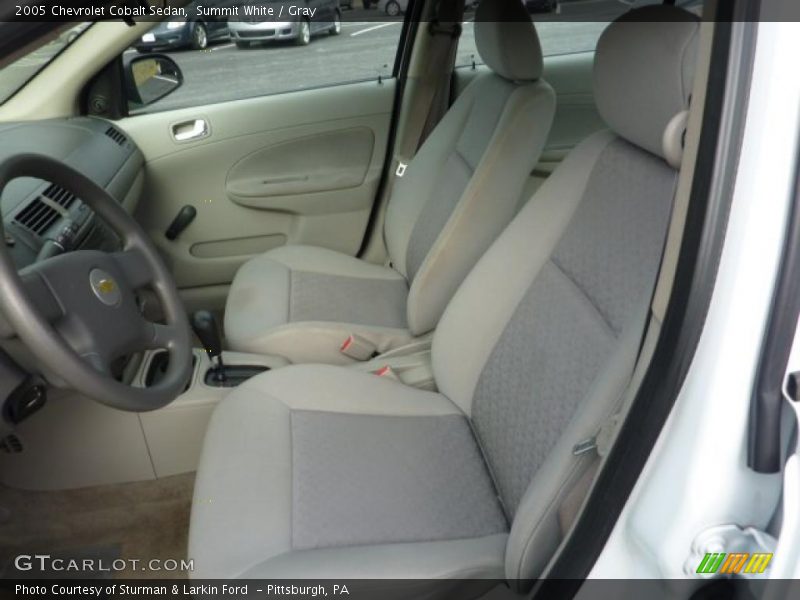 Summit White / Gray 2005 Chevrolet Cobalt Sedan