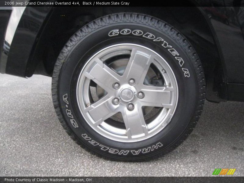 Black / Medium Slate Gray 2006 Jeep Grand Cherokee Overland 4x4