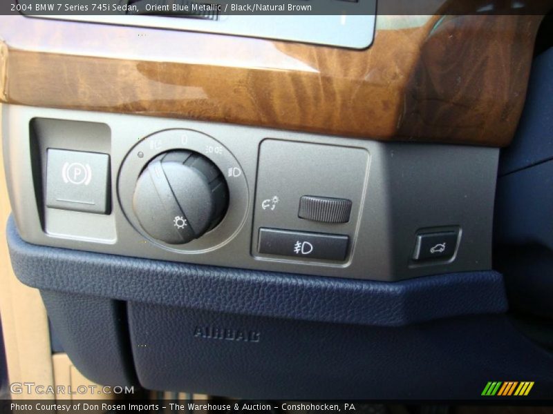 Controls of 2004 7 Series 745i Sedan
