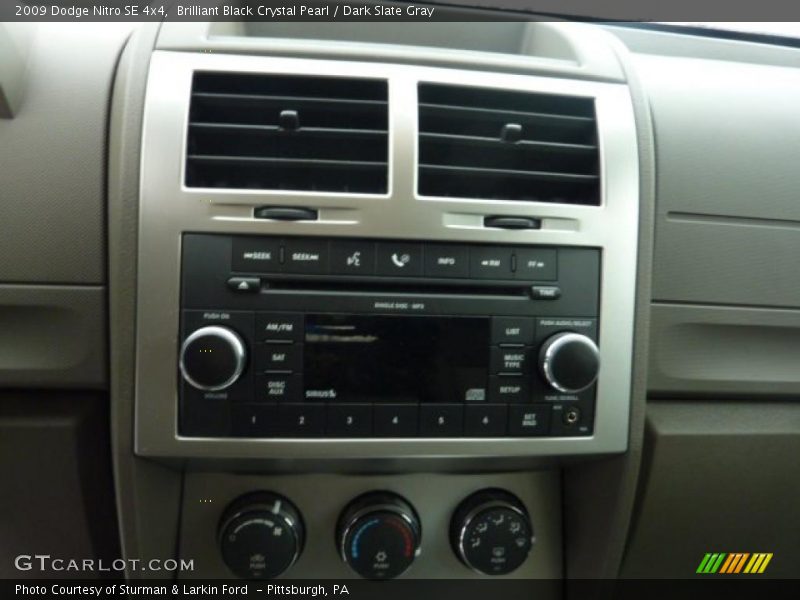 Brilliant Black Crystal Pearl / Dark Slate Gray 2009 Dodge Nitro SE 4x4