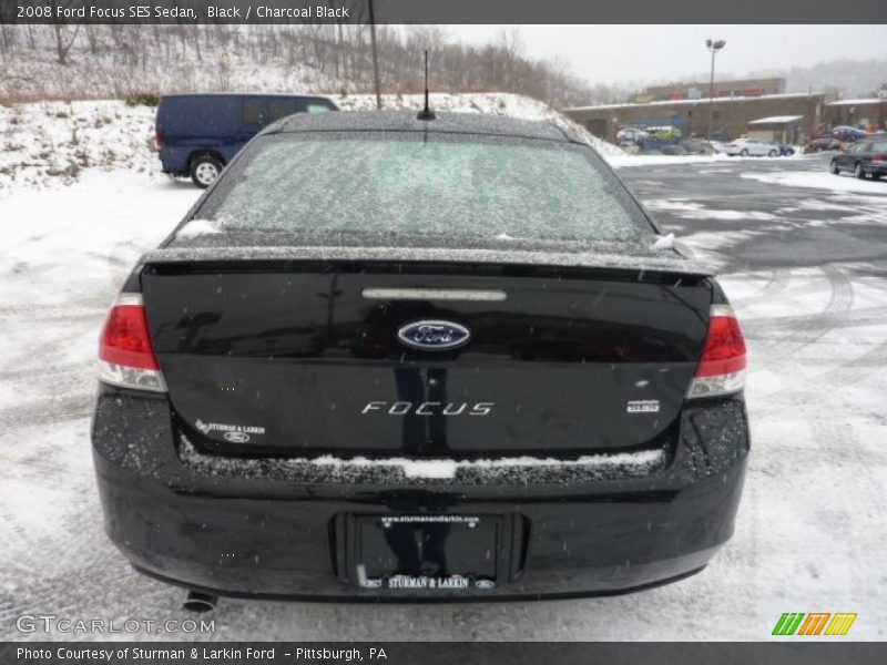 Black / Charcoal Black 2008 Ford Focus SES Sedan