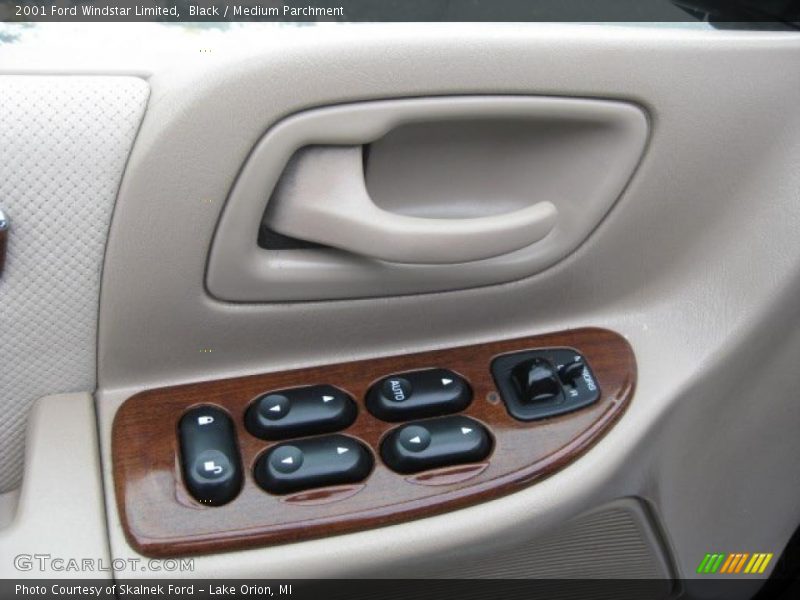 Black / Medium Parchment 2001 Ford Windstar Limited