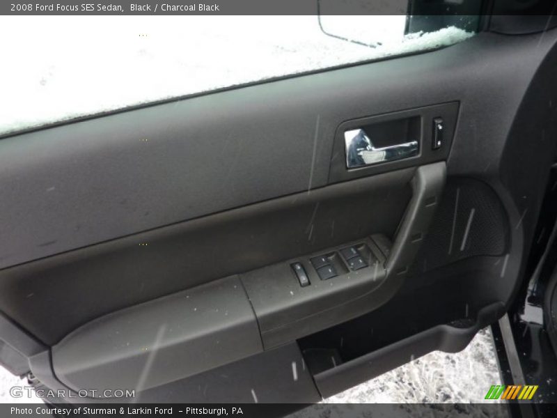 Black / Charcoal Black 2008 Ford Focus SES Sedan