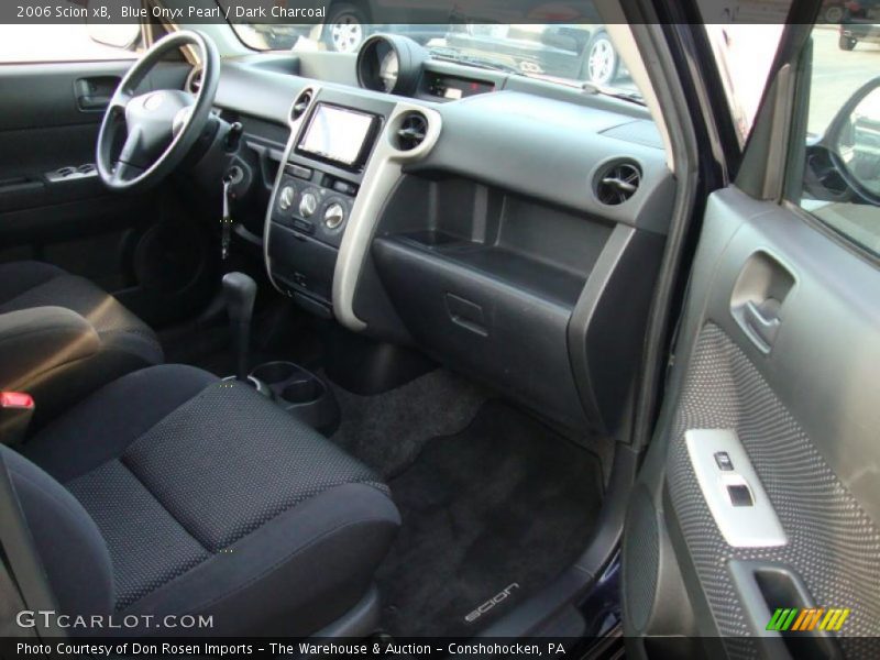  2006 xB  Dark Charcoal Interior