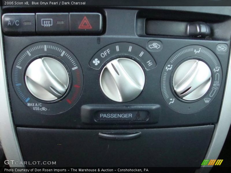 Blue Onyx Pearl / Dark Charcoal 2006 Scion xB