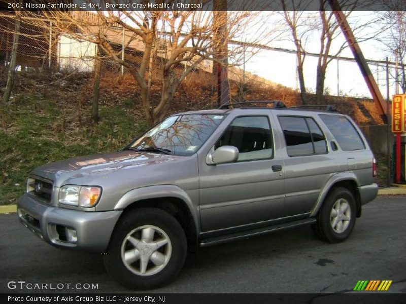 Bronzed Gray Metallic / Charcoal 2001 Nissan Pathfinder LE 4x4