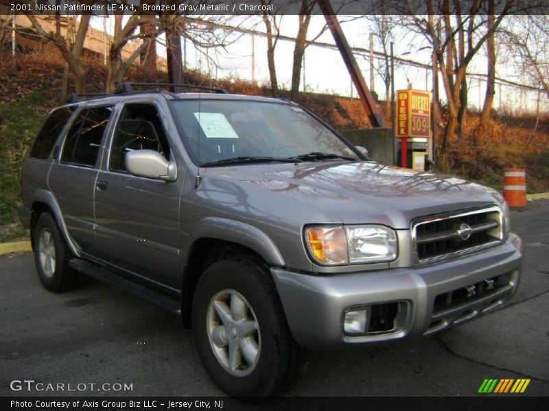 Bronzed Gray Metallic / Charcoal 2001 Nissan Pathfinder LE 4x4