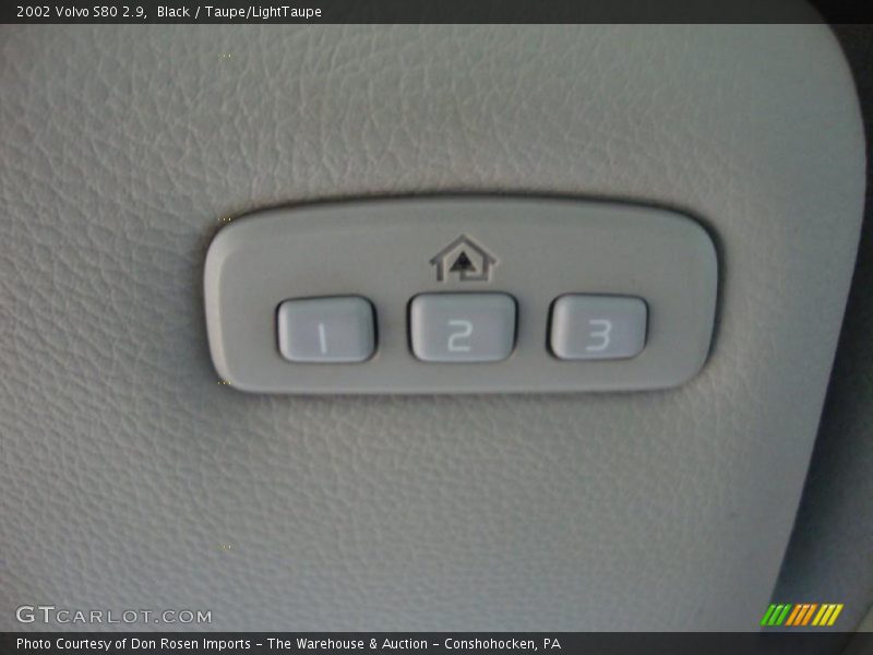 Black / Taupe/LightTaupe 2002 Volvo S80 2.9