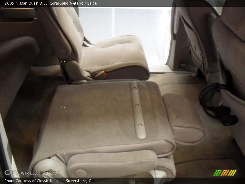 Coral Sand Metallic / Beige 2005 Nissan Quest 3.5