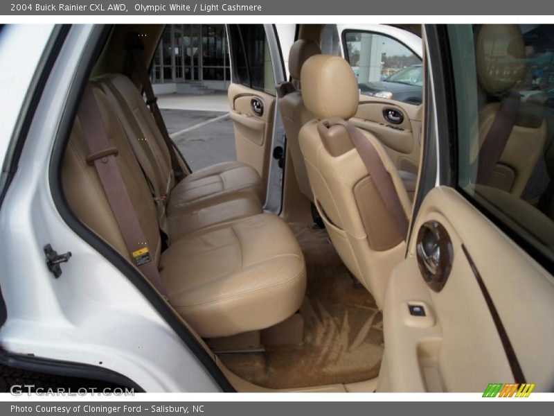  2004 Rainier CXL AWD Light Cashmere Interior