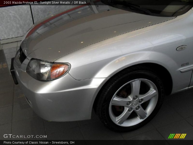 Sunlight Silver Metallic / Off Black 2003 Mazda Protege ES