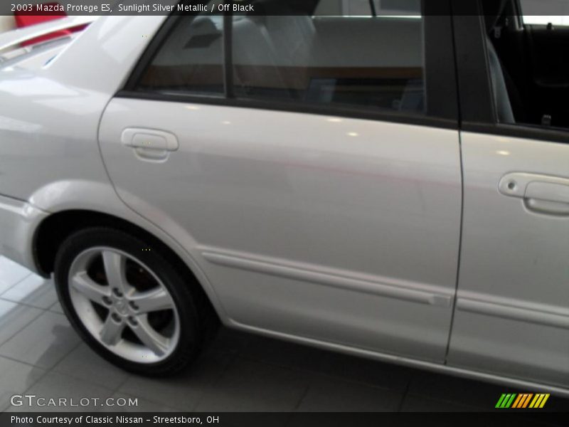 Sunlight Silver Metallic / Off Black 2003 Mazda Protege ES