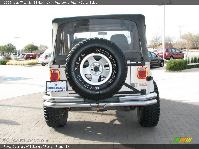 Light Pearlstone Pearl / Spice Beige 1995 Jeep Wrangler SE 4x4