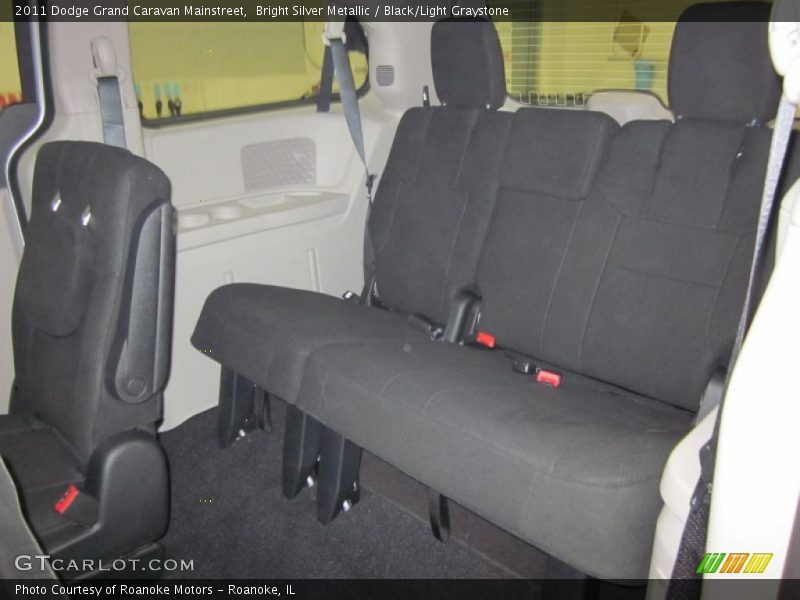  2011 Grand Caravan Mainstreet Black/Light Graystone Interior