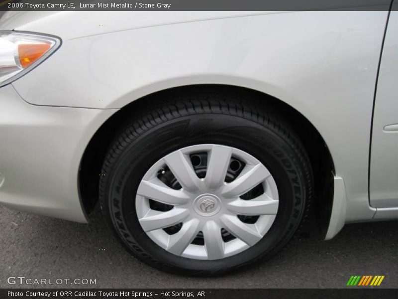 Lunar Mist Metallic / Stone Gray 2006 Toyota Camry LE